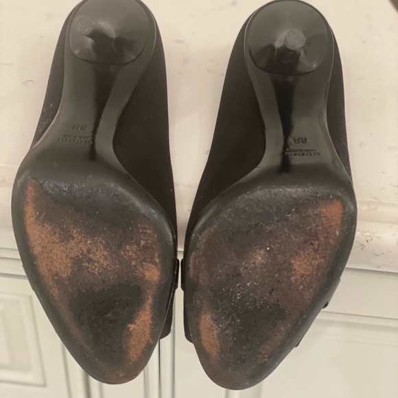 Gucci Black Horsebit Satin pumps in size 38. - Picture 4 of 7